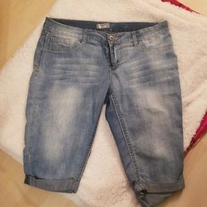 Sound girl Bermuda Jean shorts